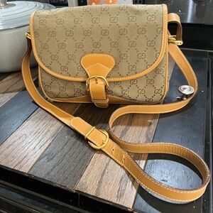 Authentic vintage Gucci Crossbody Purse